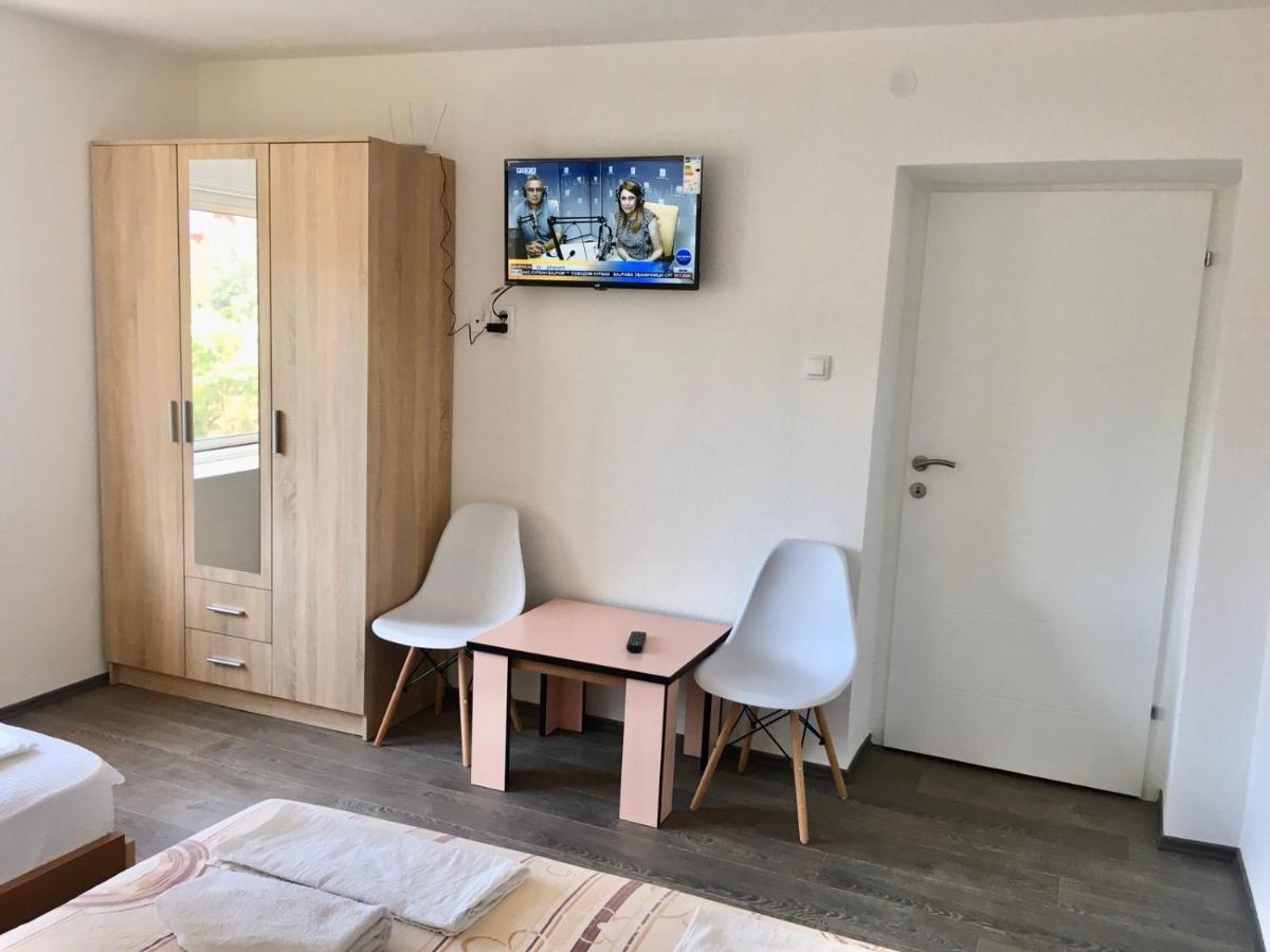 Rooms M2 Требинье Экстерьер фото